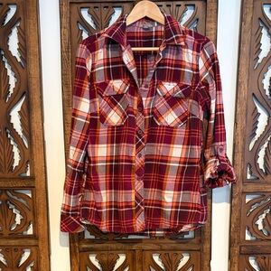 Duluth Trading Co Free Swingin Flannel